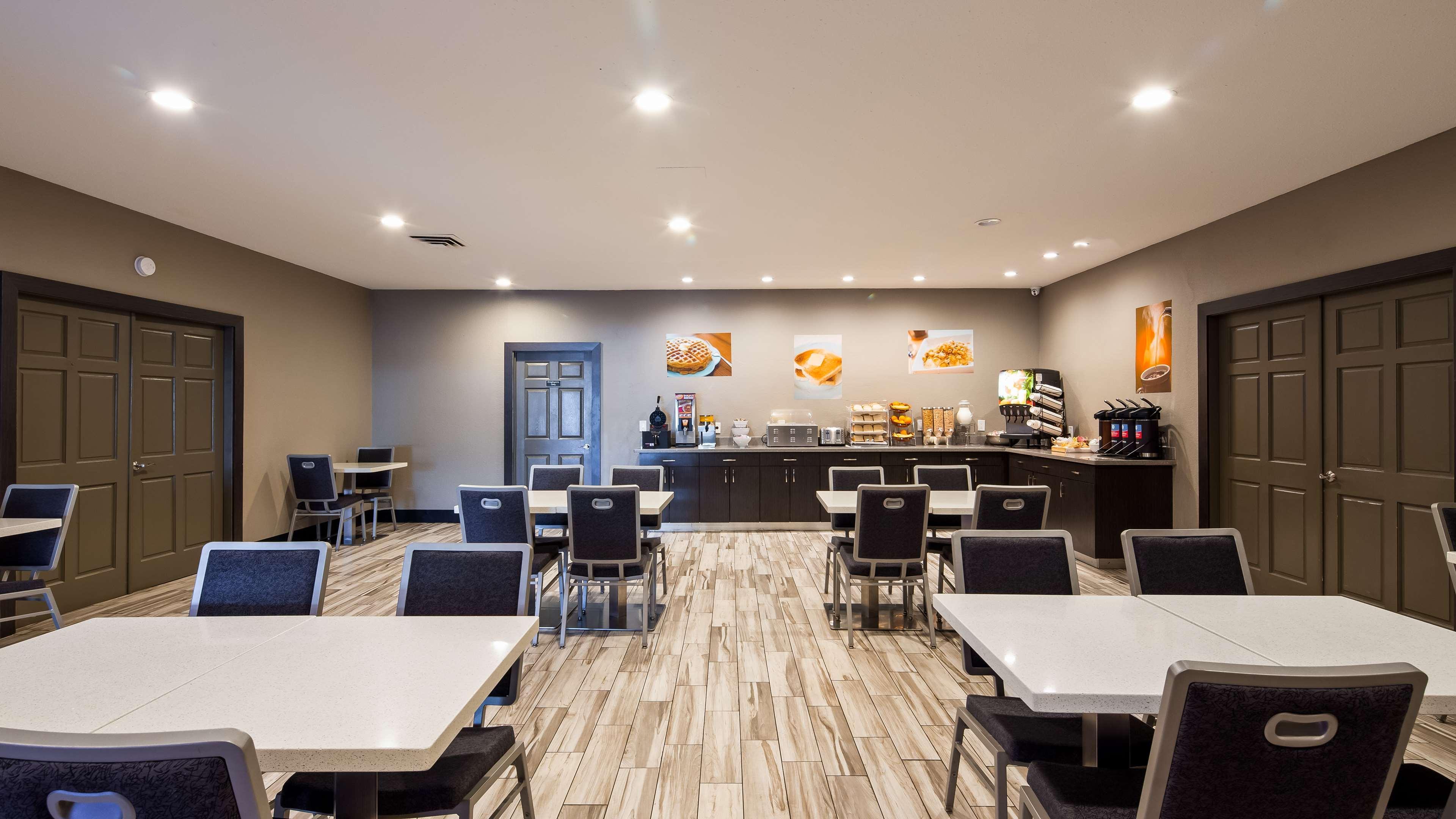 Surestay By Western Point Motel 2*