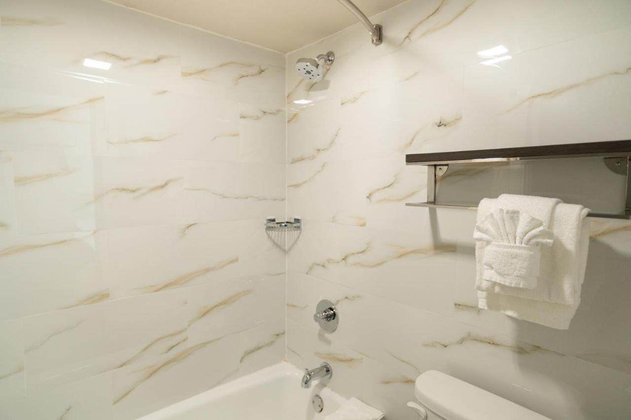 Surestay By Western Point 2*